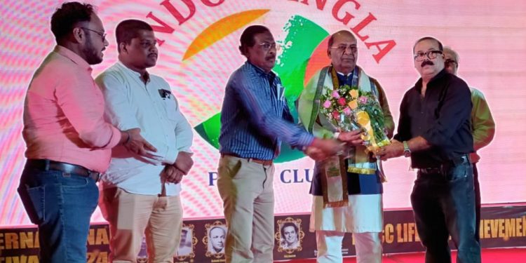 দুর্যোগ প্রতিমন্ত্রীকে কলকাতার ইন্দো বাংলা প্রেসক্লাবের সংবর্ধনা