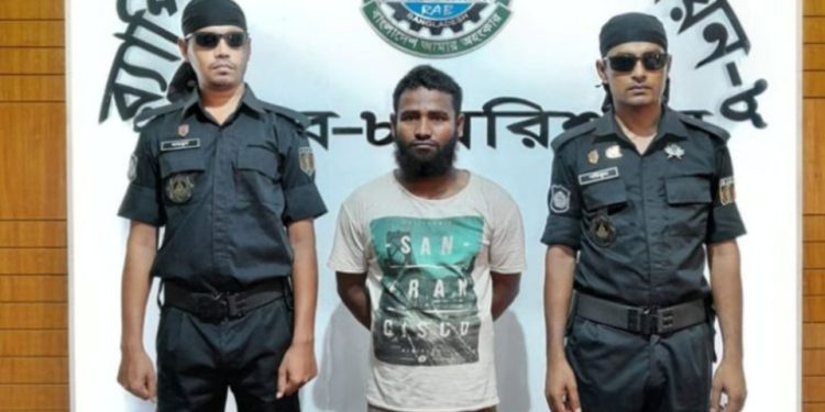 ট্রাক ড্রাইভার আল-আমিনকে হত্যাকরে ট্রাক ও রড ছিনতাইয়ের ঘটনায় প্রায় দুই মাস পর পলাতক শাহিন গ্রেফতার