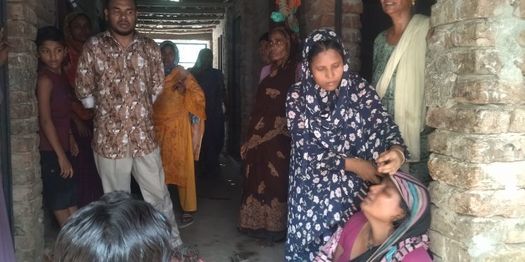 ফরিদপুরের নগরকান্দায় এক গৃহবধুর আত্মহত্যা