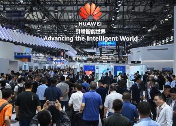 কৃত্রিম বুদ্ধিমত্তানির্ভর মোবাইল যুগে প্রবেশের জন্য  বাণিজ্যিক ফাইভজি অ্যাডভান্সের ওপর হুয়াওয়ের গুরুত্বারোপ