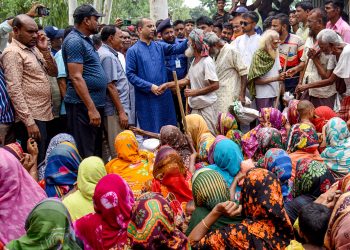 গাইবান্ধা ফুলছড়ি সাঘাটার বন্যার্তদের পাশে দাঁড়ানোর জন্য সর্বাত্মক চেষ্টা করছি- সাংসদ মাহমুদ হাসান রিপন 