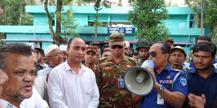 চাটখিল থানা থেকে লুট হওয়া অস্ত্র আগামী শুক্রবারের মধ্যে ফেরত দেওয়ার অনুরোধ জানিয়েছেন নোয়াখালী পুলিশ সুপার