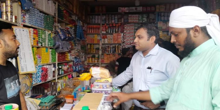 চাটখিলে ভ্রাম্যমাণ আদালতের অভিযান ৭ ব্যবসায়ীর জরিমানা