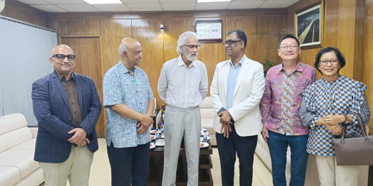 স্থানীয় সরকার উপদেষ্টার সাথে সিরডাপ মহাপরিচালকের বৈঠক অনুষ্ঠিত