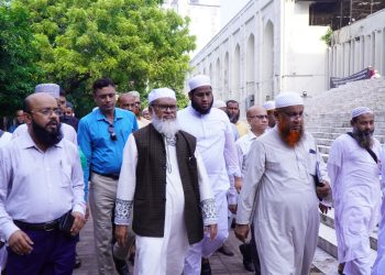 আকস্মিক পরিদর্শনে বায়তুল মোকাররমে ধর্ম উপদেষ্টা