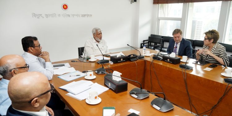 গণপ্রজাতন্ত্রী বাংলাদেশ সরকার বিদ্যুৎ, জ্বালানি ও খনিজ সম্পদ মন্ত্রণালয় মাননীয় উপদেষ্টার দপ্তর