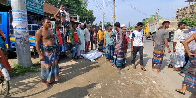জামালপুরে সারবোঝাই ট্রাক চাপায় মোটরসাইকেল আরোহী এক কলেজ শিক্ষকের মৃত্যু