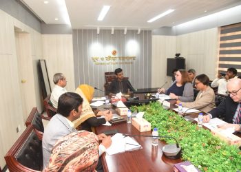 যুব ও ক্রীড়া উপদেষ্টার সাথে বাংলাদেশে নিযুক্ত যুক্তরাষ্ট্রের চার্জ দ্যা অ্যাফেয়ার্সের সাক্ষাৎ