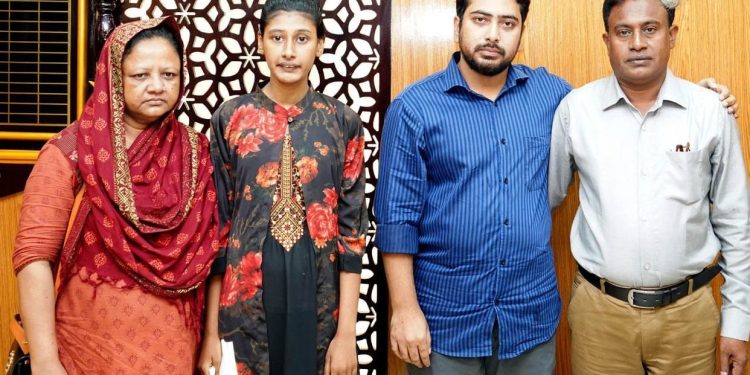 ভবিষ্যৎ আন্দোলন সংগ্রামে অনুপ্রেরণা যোগাবে শহীদদের আত্মত্যাগ-উপদেষ্টা নাহিদ ইসলাম