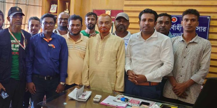 নবাগত উপজেলা নির্বাহী অফিসারের সাথে সাংবাদিকদের সৌজন্য সাক্ষাৎ