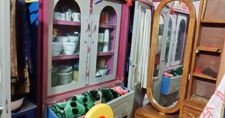 কলাপাড়ায় শিক্ষকের বাসা থেকে নগদ টাকা ও স্বর্ণালংকার চুরি