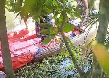 চাটখিলে নিখোঁজের দুইদিন পর মাঠ  থেকে অর্ধগলিত লাশ উদ্ধার 