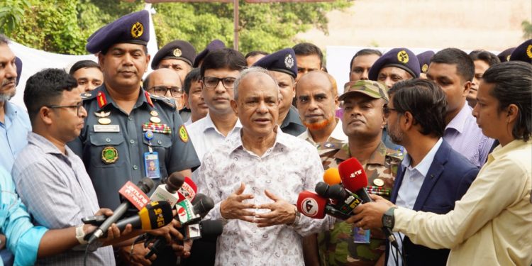 যানজট নিরসনে রাস্তা প্রশস্তকরণ ও পার্কিংয়ের স্থান বৃদ্ধির বিষয়ে নির্দেশনা-কারা অধিদপ্তরের প্রকল্প পরিদর্শন শেষে স্বরাষ্ট্র উপদেষ্টা