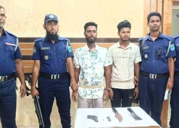 নরসিংদীতে বিদেশী পিস্তলসহ ২ ডাকাত গ্রেফতার ও অস্ত্র উদ্ধার