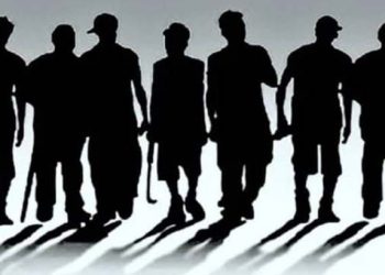 গাংনী আকুবপুর নামক স্থানে গণ ডাকাতি