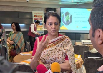 জলবায়ু পরিবর্তন মোকাবিলায় আঞ্চলিক সহযোগিতার আহ্বান পরিবেশ উপদেষ্টার