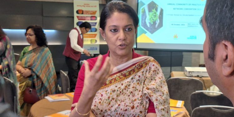 জলবায়ু পরিবর্তন মোকাবিলায় আঞ্চলিক সহযোগিতার আহ্বান পরিবেশ উপদেষ্টার