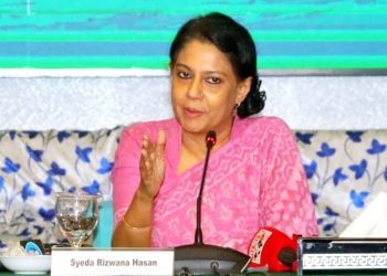 ২০ বছরের বেশি পুরনো বাস-মিনিবাস এবং ২৫ বছরের বেশি পুরনো মালবাহী যানবাহন রাস্তা থেকে প্রত্যাহারে পরিবেশ মন্ত্রণালয়ের উদ্যোগ