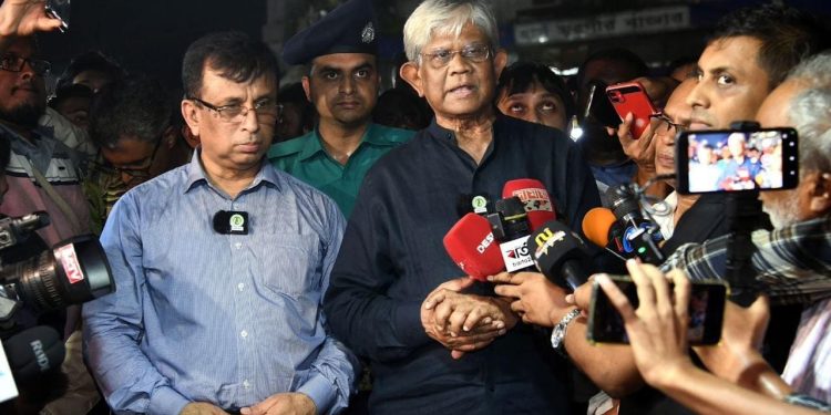 বাণিজ্য উপদেষ্টার নেতৃত্বে বাজার তদারকি