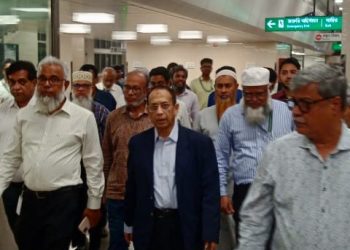 ক্ষতিগ্রস্থ মিরপুর-১০ মেট্রো স্টেশন পুনরায় চালুর সমাপনী প্রস্তুতি পরিদর্শন করলেন সড়ক পরিবহন ও মহাসড়ক বিভাগের সিনিয়র সচিব মোঃ এহছানুল হক