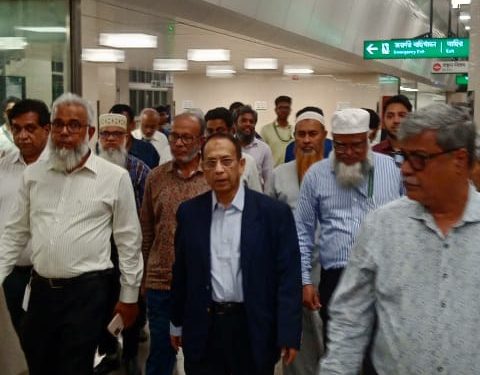 ক্ষতিগ্রস্থ মিরপুর-১০ মেট্রো স্টেশন পুনরায় চালুর সমাপনী প্রস্তুতি পরিদর্শন করলেন সড়ক পরিবহন ও মহাসড়ক বিভাগের সিনিয়র সচিব মোঃ এহছানুল হক