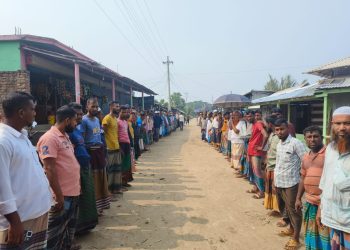 পটুয়াখালীতে সন্ত্রাসী কালু ও তার পরিবারের বিরুদ্ধে মানববন্ধন ও বিক্ষোভ মিছিল