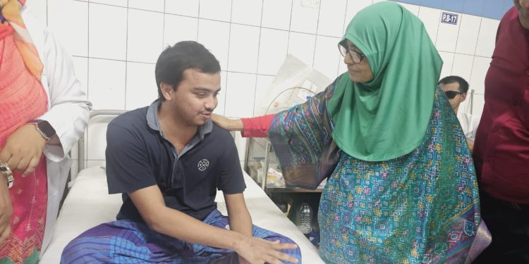 চক্ষু বিজ্ঞান হাসপাতালে আন্দোলনে আহতদের কর্নিয়া প্রতিস্থাপন সার্জারি সফলভাবে সম্পন্ন