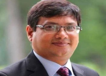 নিপীড়নের শিকার ও বঞ্চিত কর্মকর্তাদের উচ্ছ্বাস আহসান কিবরিয়া সিদ্দিকি বদলীতে