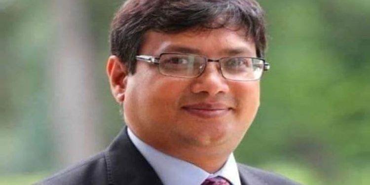 নিপীড়নের শিকার ও বঞ্চিত কর্মকর্তাদের উচ্ছ্বাস আহসান কিবরিয়া সিদ্দিকি বদলীতে