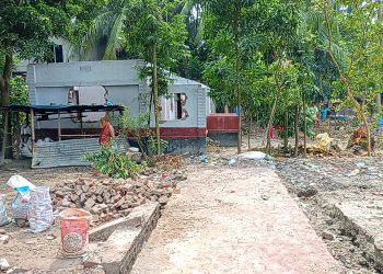 কালিয়ার বিষ্ণুপুর গ্রামে আকস্মিক নদী ভাঙ্গনে নিঃস্ব কয়েকটি পরিবার