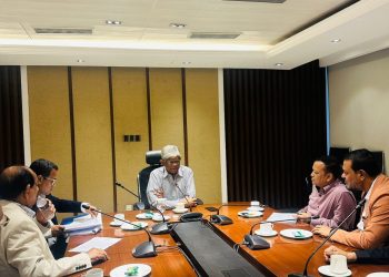 প্রযুক্তি কাজে লাগিয়ে চিংড়ির উৎপাদন বাড়ানো আহবান বাণিজ্য উপদেষ্টার