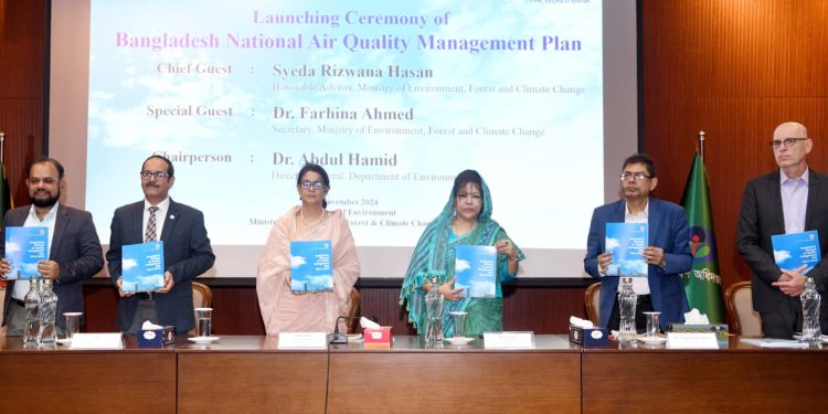 জাতীয় বায়ু মান ব্যবস্থাপনা কর্মপরিকল্পনা এবং অনলাইন পরিবেশগত ছাড়পত্র সার্টিফিকেশন সফটওয়্যার উদ্বোধন করলেন পরিবেশ উপদেষ্টা