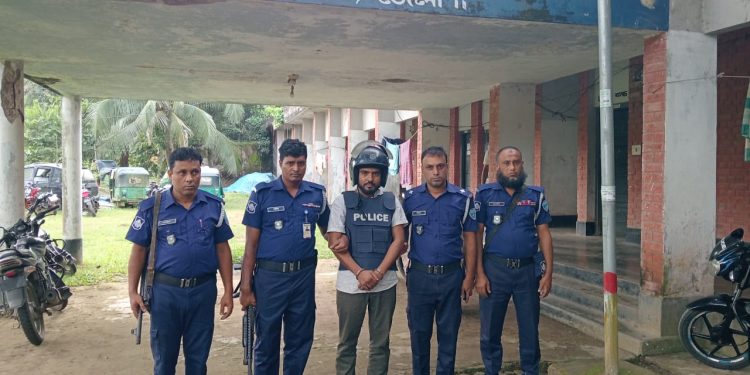 মাঝরাতে কাপ্তাইয়ে ছাত্রলীগের সাবেক সভাপতি সুমন গ্রেপ্তার