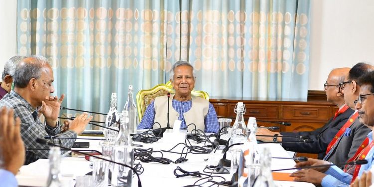 প্রধান উপদেষ্টা বলপূর্বক গুম সংক্রান্ত কমিশনের জন্য সম্ভাব্য সব ধরনের সহায়তার প্রতিশ্রুতি দিয়েছেন