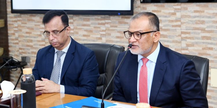  জীবনযাত্রাকে সহজ করতে কাজ করার অঙ্গীকার নতুন বাণিজ্য উপদেষ্টার