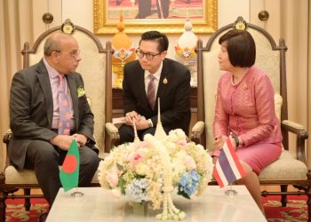 সৈয়দ রেফাত আহমেদের  থাইল্যান্ডের সুপ্রিম কোর্টের প্রধান বিচারপতি ও প্রেসিডেন্ট মিসেস চানাকর্ন থেরাভেচপোলকুলের সঙ্গে সাক্ষাৎ 