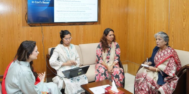 মহিলা ও শিশু বিষয়ক মন্ত্রণালয়ের উপদেষ্টার সাথে ওয়ার্ল্ড ব্যাংকের প্রতিনিধির সৌজন্য সাক্ষাৎ