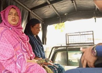 মানিকগঞ্জে বিনাসুদে ঋণের প্রলোভন দেখিয়ে ঢাকার আন্দোলনে নেওয়ার অভিযোগ, আটক তিন জন