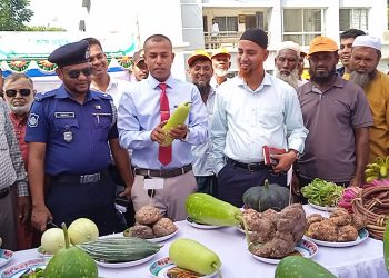 পটুয়াখালীতে বর্নাঢ্য আয়োজনে কৃষি প্রযুক্তি মেলার উদ্বোধন