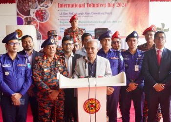 বাংলাদেশের সার্বভৌমত্ব কোনো ধরনের হুমকির মধ্যে নেই- স্বরাষ্ট্র উপদেষ্টা