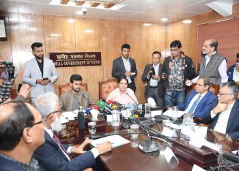 ঢাকা ও পার্শ্ববর্তী এলাকাগুলোতে বায়ুদূষণ নিয়ন্ত্রণে টাস্কফোর্স গঠন করা হবে -স্থানীয় সরকার উপদেষ্টা