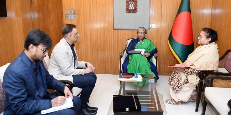 গৃহকর্মীদের প্রতি আমাদের যে অবহেলা, বিবর্জিত নিষ্ঠুরতার অবমাননাকর আচরণের সংস্কৃতি দূর করতে হবে– উপদেষ্টা শারমীন এস মুরশিদ