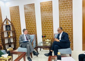 বাণিজ্য উপদেষ্টার সাথে সুইডেনের রাষ্ট্রদূতের সৌজন্য সাক্ষাৎ