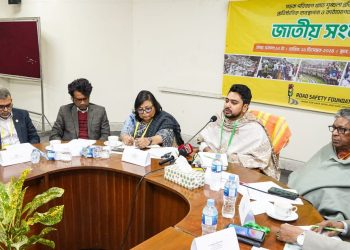 বিগত সরকারের কথিত উন্নয়নকে চ্যালেঞ্জ করে নিরাপদ সড়ক আন্দোলন গড়ে উঠেছিল : তথ্য ও সম্প্রচার উপদেষ্টা