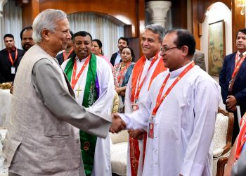 বড়দিন উপলক্ষে প্রধান উপদেষ্টার শুভেচ্ছা বিনিময়