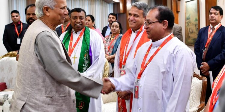 বড়দিন উপলক্ষে প্রধান উপদেষ্টার শুভেচ্ছা বিনিময়