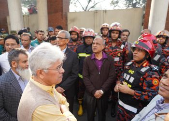 সচিবালয়ের ৭ নম্বর ভবনে আগুনের ঘটনায় উচ্চ ক্ষমতাসম্পন্ন তদন্ত কমিটি গঠন করা হচ্ছে-স্বরাষ্ট্র উপদেষ্টা