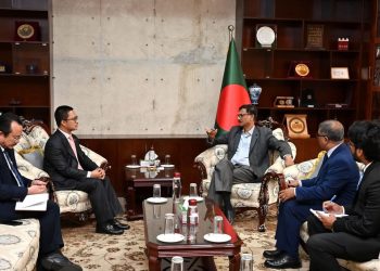 মালয়েশিয়ার হাইকমিশনার পররাষ্ট্র বিষয়ক উপদেষ্টার সঙ্গে সাক্ষাৎ করেন