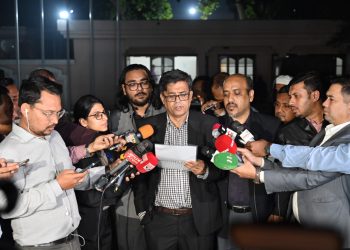 জাতীয় ঐক্যমতের ভিত্তিতে জুলাই গণঅভ্যুত্থানের একটি ঘোষণাপত্র তৈরির উদ্যোগ গ্রহণ করা হয়েছে