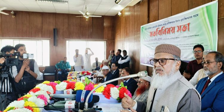 বায়তুল মুকাররমকে দৃষ্টিনন্দন মসজিদে রূপান্তর করা হবে – ধর্ম উপদেষ্টা